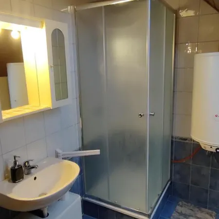 David Apartmanhaz * ザラカロシュ