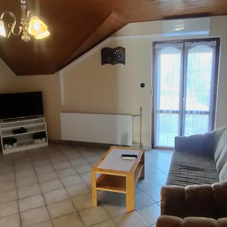 David Apartmanhaz Apartment *